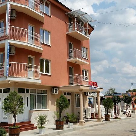 Hotel Fantasy Lyubimets Экстерьер фото