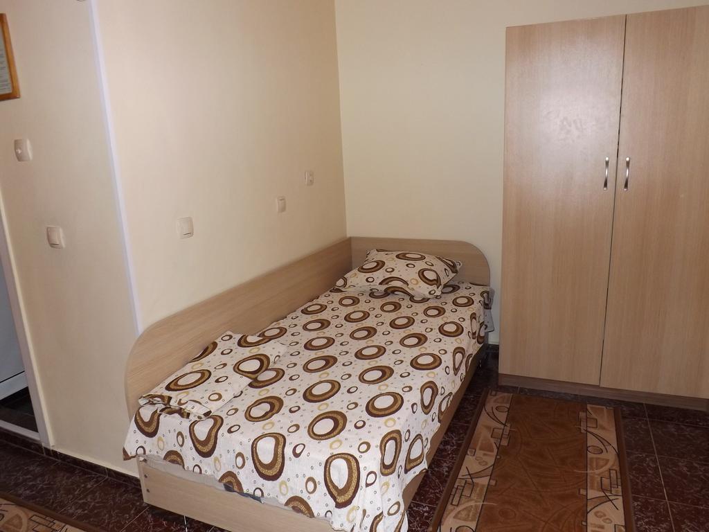 Hotel Fantasy Lyubimets Экстерьер фото