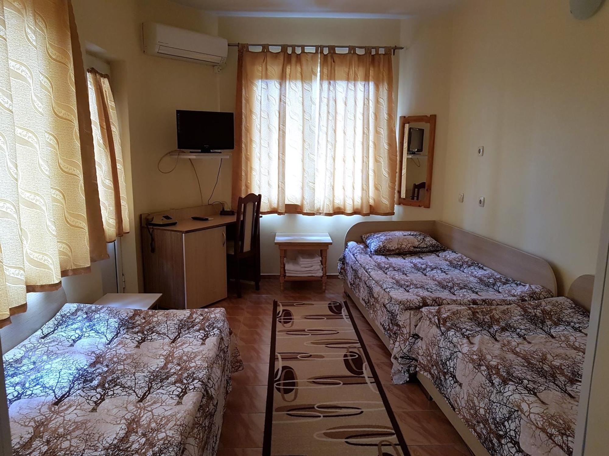 Hotel Fantasy Lyubimets Экстерьер фото