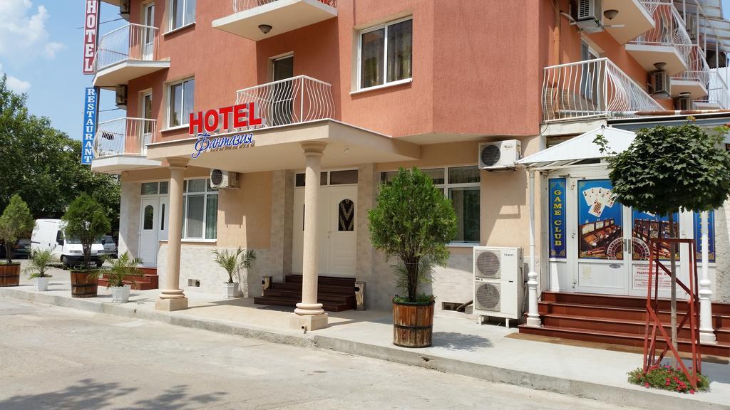 Hotel Fantasy Lyubimets Экстерьер фото