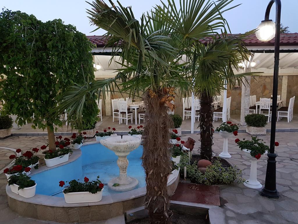 Hotel Fantasy Lyubimets Экстерьер фото
